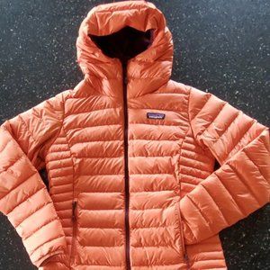 Patagonia Hooded Down Sweater, Women's Small